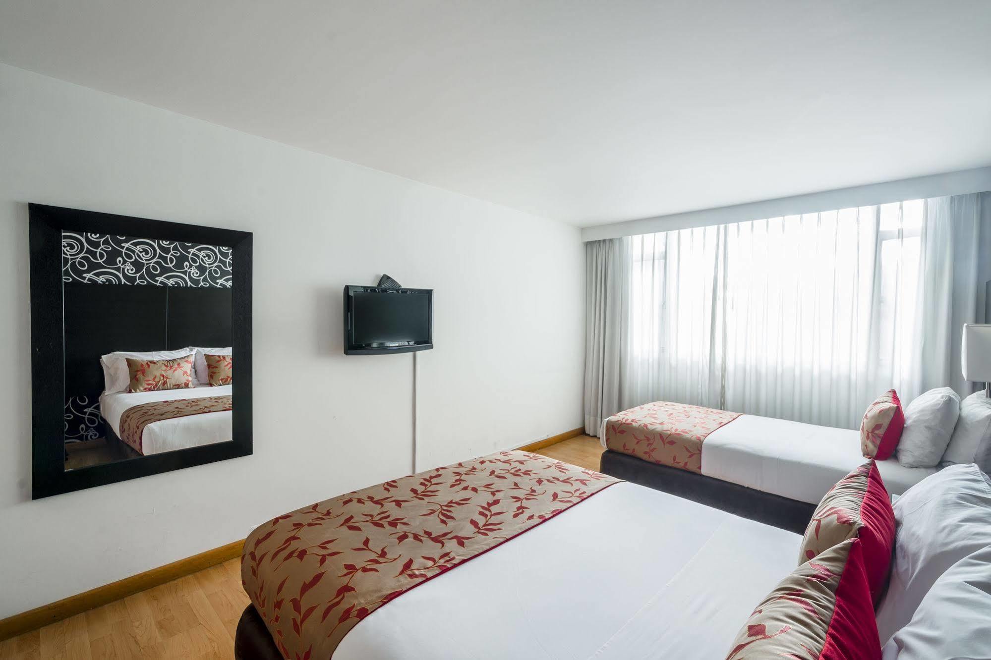 Hotel L'Etoile Javeriana Bogotá Eksteriør bilde
